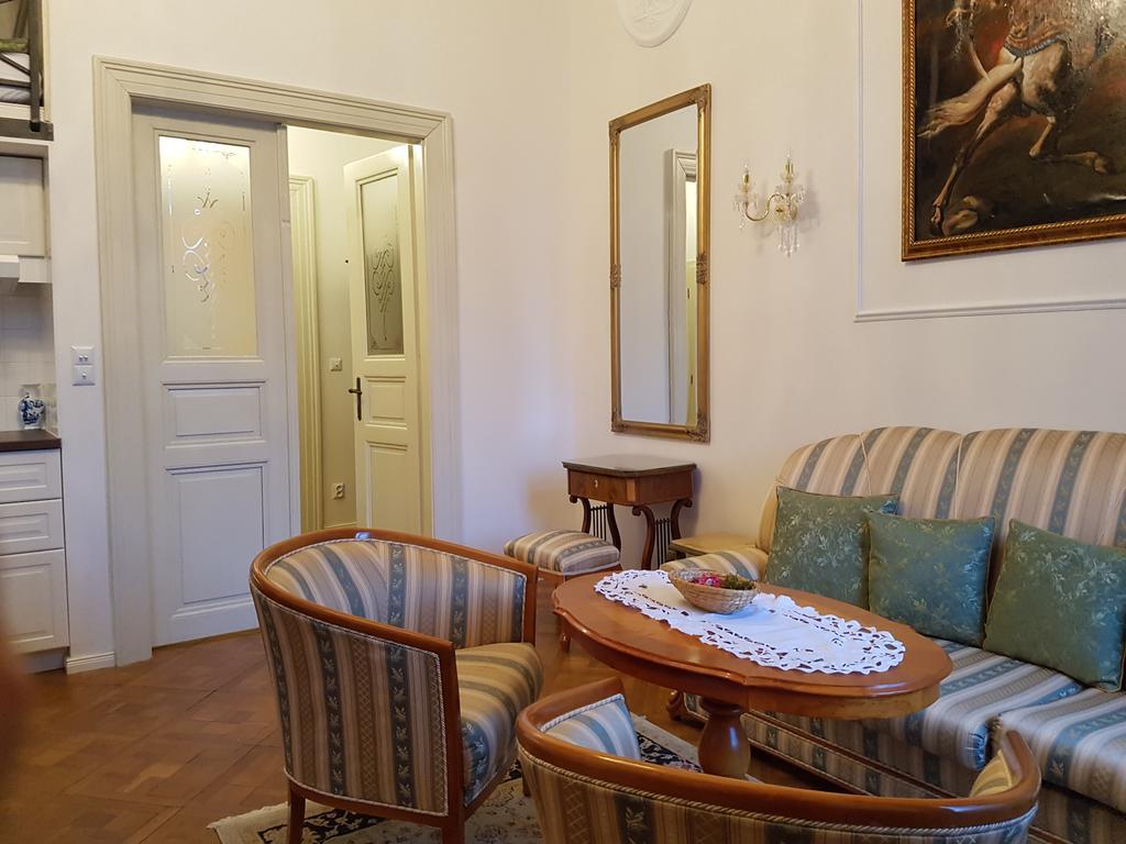 Charles Apartment Praga Zewnętrze zdjęcie